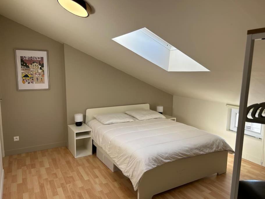 Grand Appartement De Standing Saint-Dizier Esterno foto
